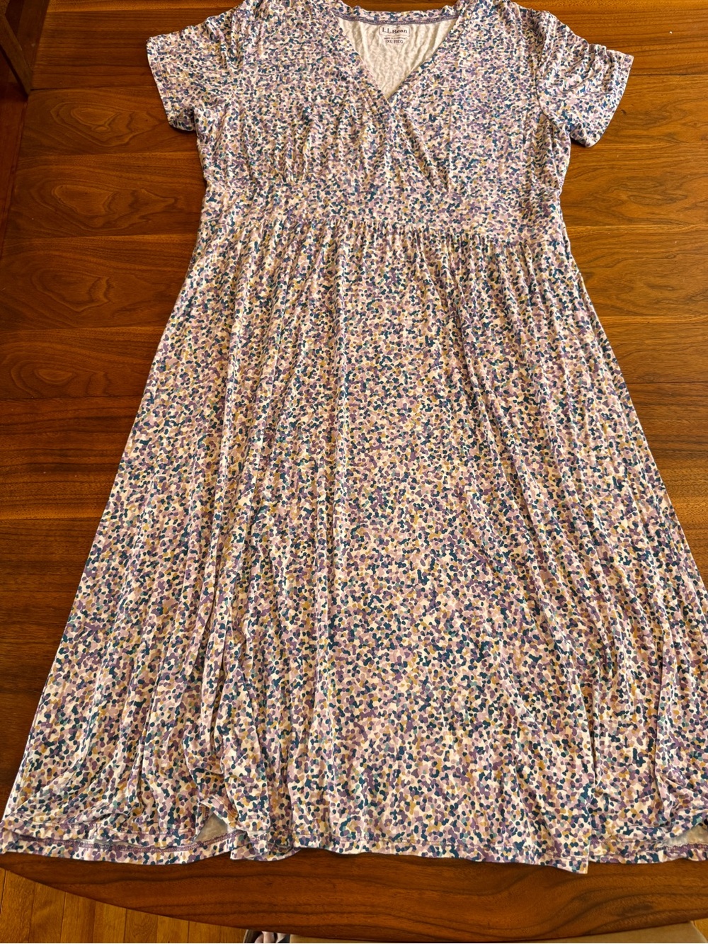 L L Bean Rayon Knit Dress in GUC, Cross Over Neckline Short Sleeves Sz XL